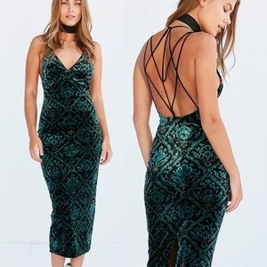 UO ECOTE Ecote Bellatrix Floral Green Velvet Bodycon Midi Dress XS